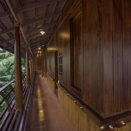 Kuttichira Heritage Home Alappuzha Exterior foto